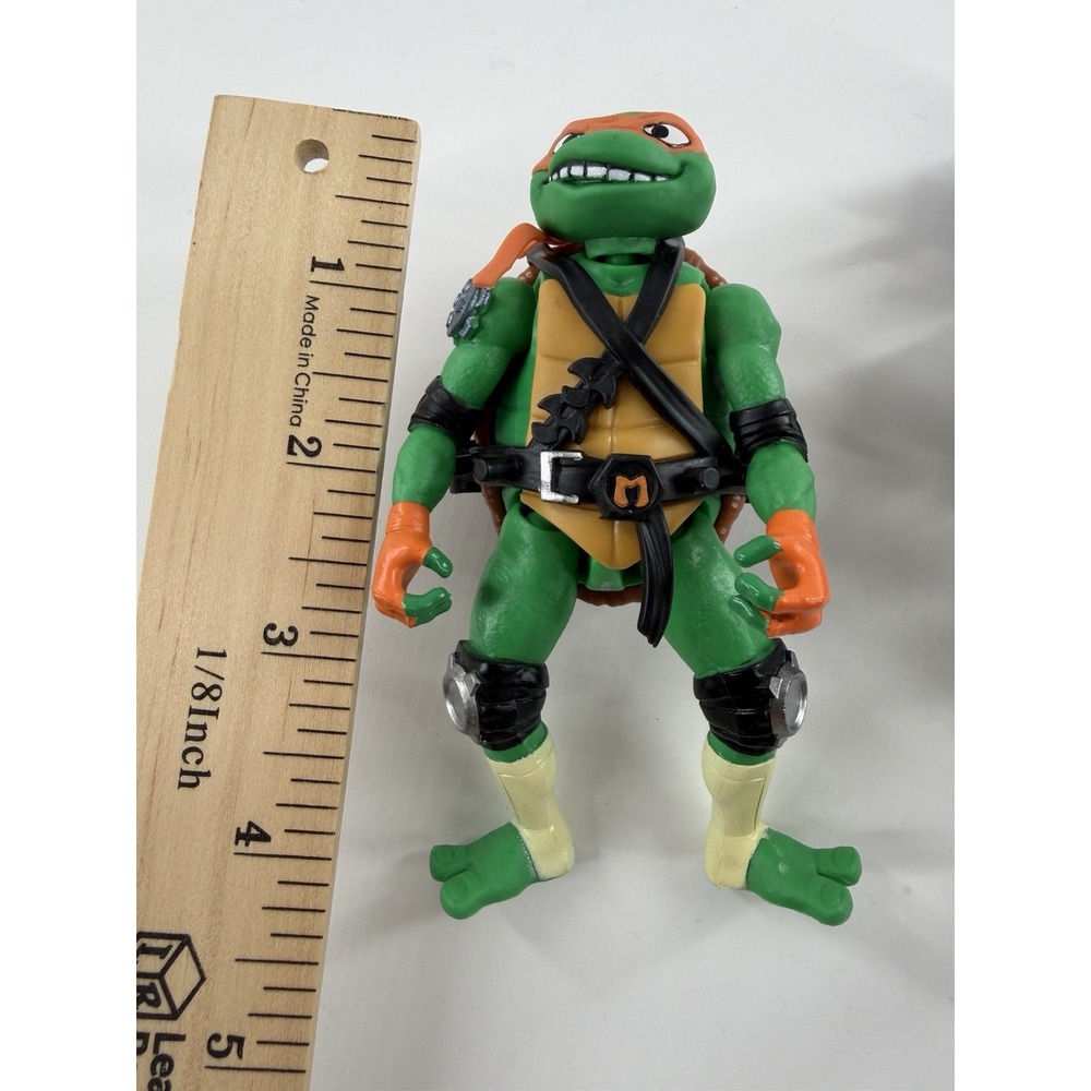 Teenage Mutant Ninja Turtles Michelangelo Action Figure Nickelodeon TMNT